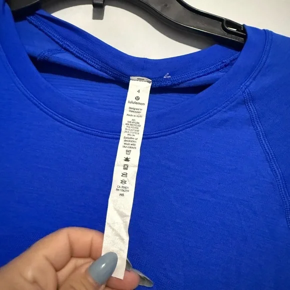 Lululemon Swiftly Tech Cerulean Blue Long Sleeve with finger holes Size 4 - Picture 3 of 5